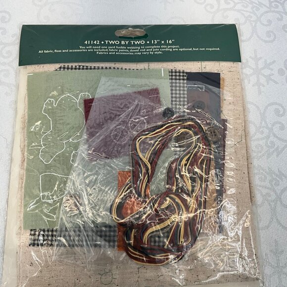 Bucillas Patchworks Two By Two Easy Applique Quilt Kit - Picture 2 of 3